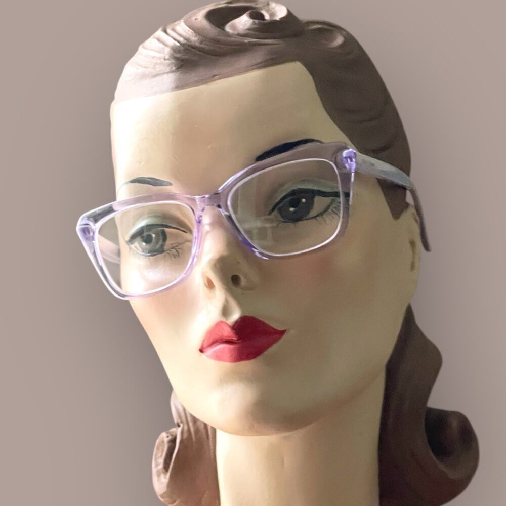 Betsey Johnson +2.00 Purple Reading Glasses Readers Rounded Square Preppy Retro
